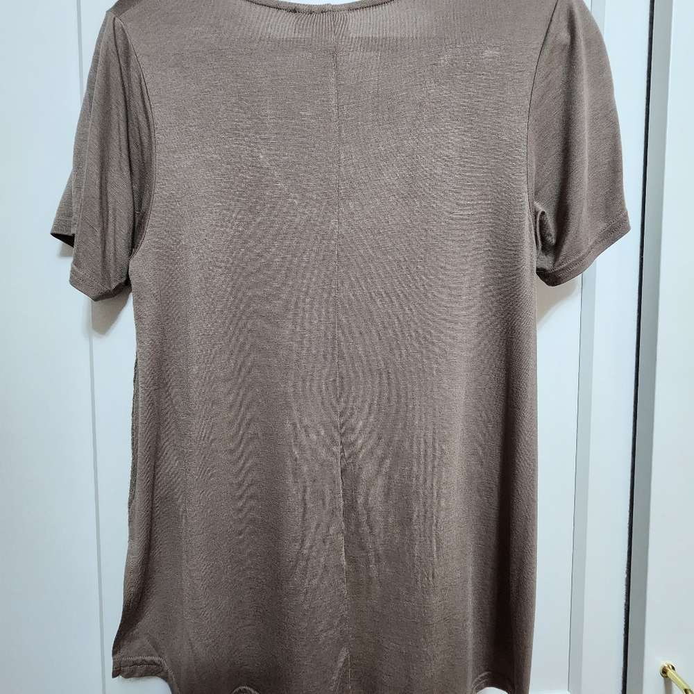 White Crow From *The Buckle* Taupe Tan Brown Short Sleeve